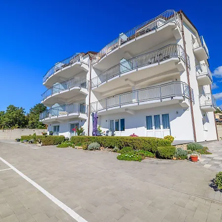 Bezauberndes Mit Einzigartigem Meerblick, Waschmaschine, Grill Apartament *