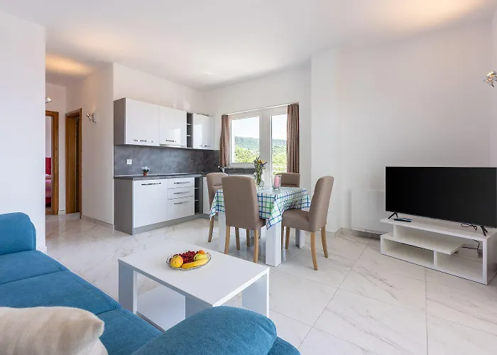 Bezauberndes Mit Einzigartigem Meerblick, Waschmaschine, Grill Apartament Crikvenica