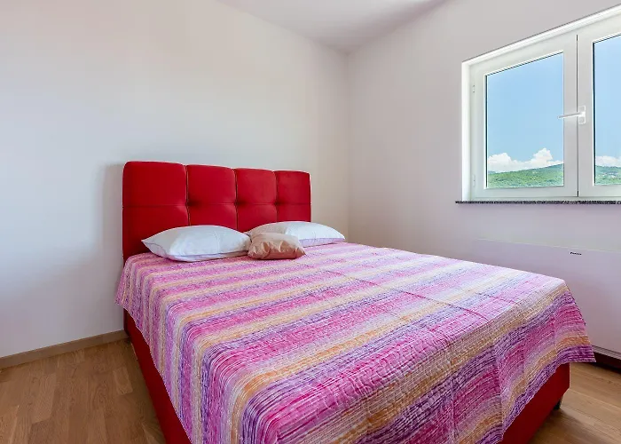 Bezauberndes Mit Einzigartigem Meerblick, Waschmaschine, Grill Crikvenica